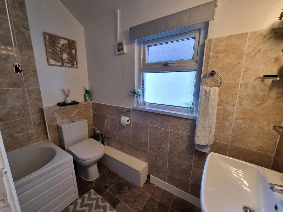 Private Double Room In كارديف المظهر الخارجي الصورة