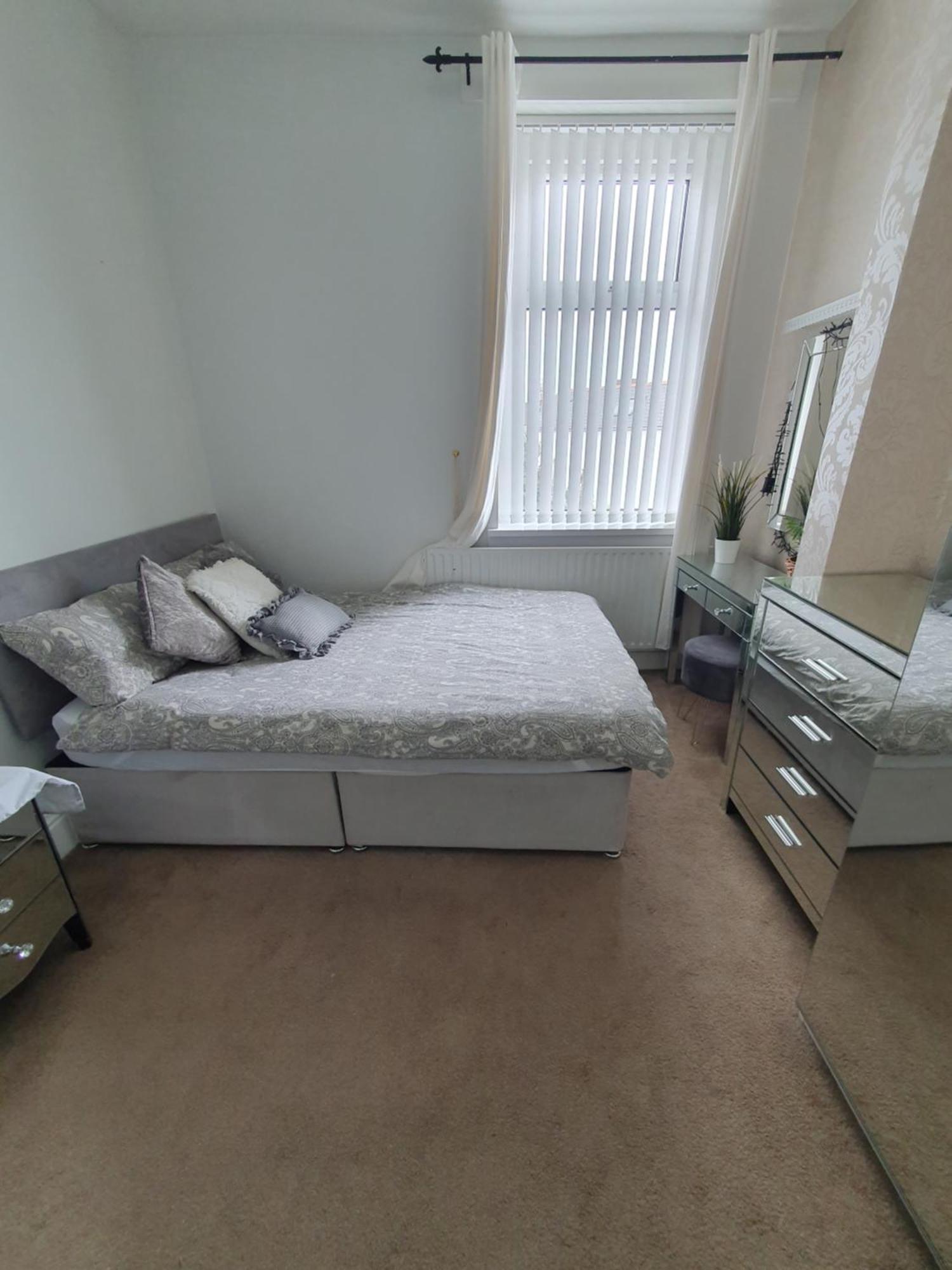 Private Double Room In كارديف المظهر الخارجي الصورة